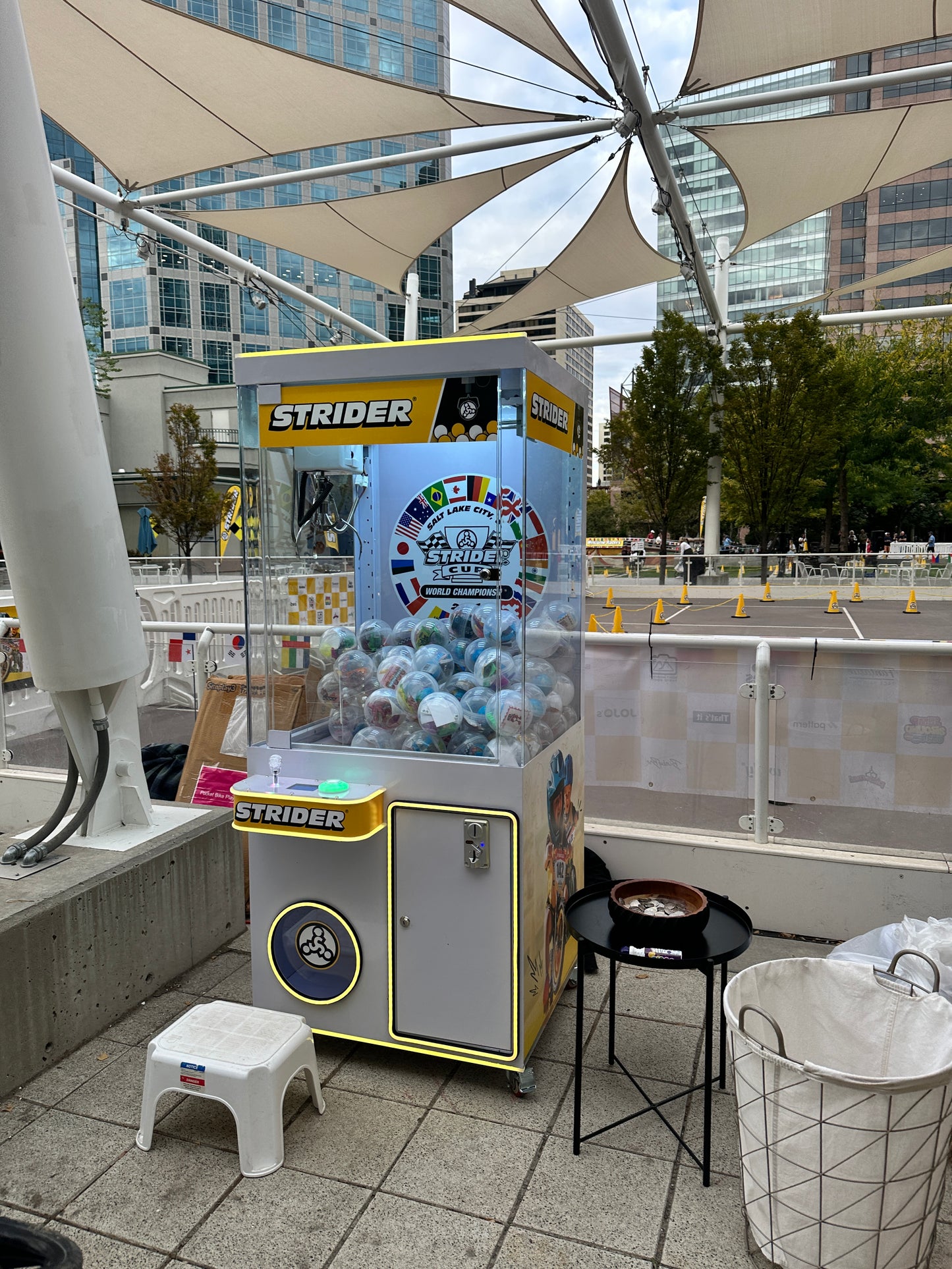 Single Day Claw Machine Rental